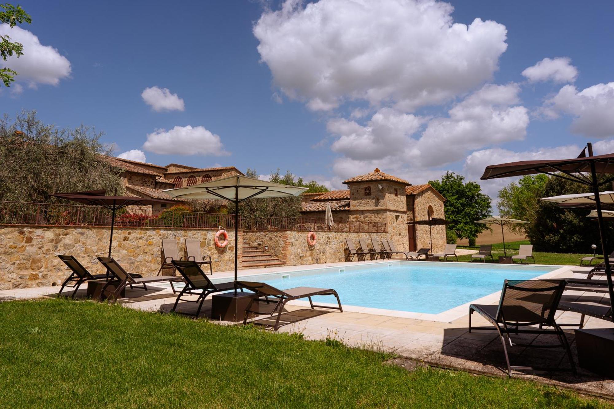 Villa Le Beringhe - Wine Pool & Relax Colle Val D'Elsa Εξωτερικό φωτογραφία